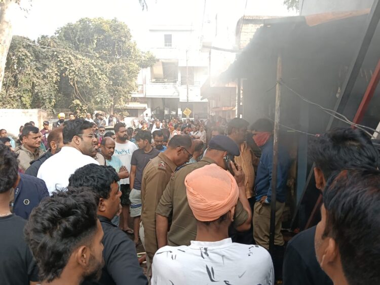 Chhatisgarh news: रायपुर में हुआ दर्दनाक हादसा 70 वर्षीय बुजुर्ग की ज़िंदा जलकर हुई मौत।