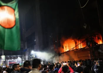 बांग्लादेश में हिंदू व्यक्ति पर धारदार हथियारों से हमला, फिर लगा दी आग, कट्टरपंथियों का जुल्म लगातार जारी