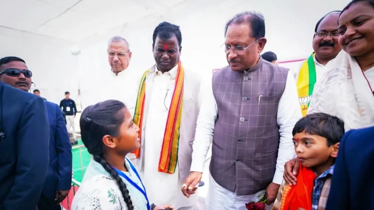 Chhatisgarh news: छत्तीसगढ़ सरकार ने शिक्षा क्षेत्र में टेक्नोलॉजी आधारित शासन का उदाहरण प्रस्तुत किया।