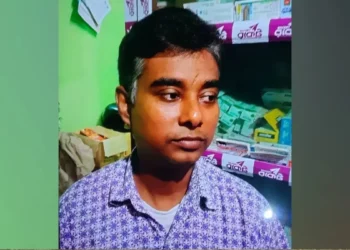 Bangladesh: बांग्लादेश में गई एक और हिंदू की जान। खोकन दास को जिन्दा जलाया।