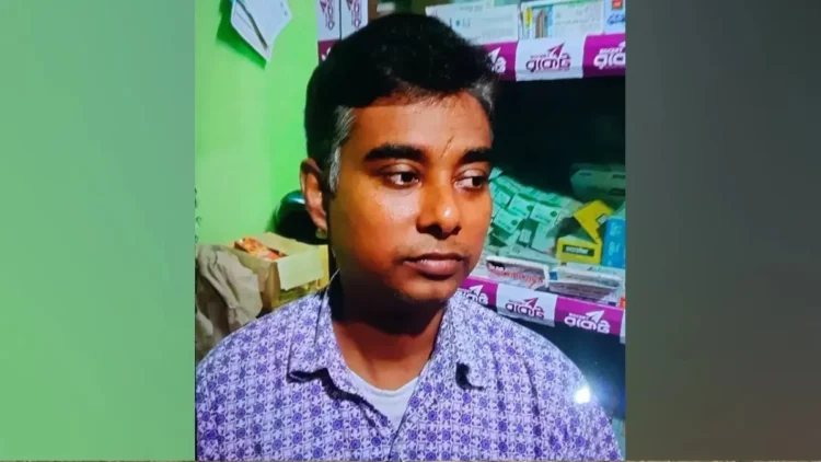 Bangladesh: बांग्लादेश में गई एक और हिंदू की जान। खोकन दास को जिन्दा जलाया।