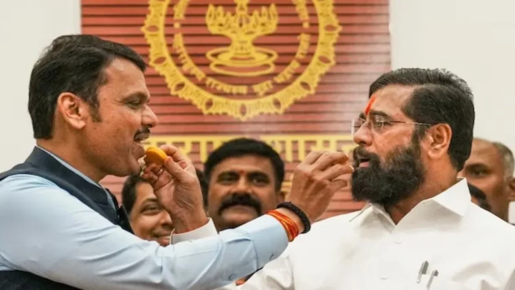 ठाकरे परिवार 25 वर्षों के बाद मुंबई के नगर निकाय पर अपनी पकड़ खो रही हैं।