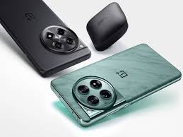 One Plus 12: OnePlus 12 स्मार्ट फोन हुआ वेबसाइट पर आउट ऑफ स्टॉक। चल रही भरी डिस्काउंट।