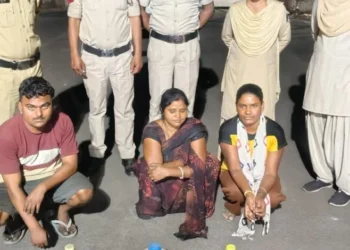 Raigarh News : “ऑपरेशन आघात” के तहत अवैध शराब पर ताबड़तोड़ कार्रवाई जारी