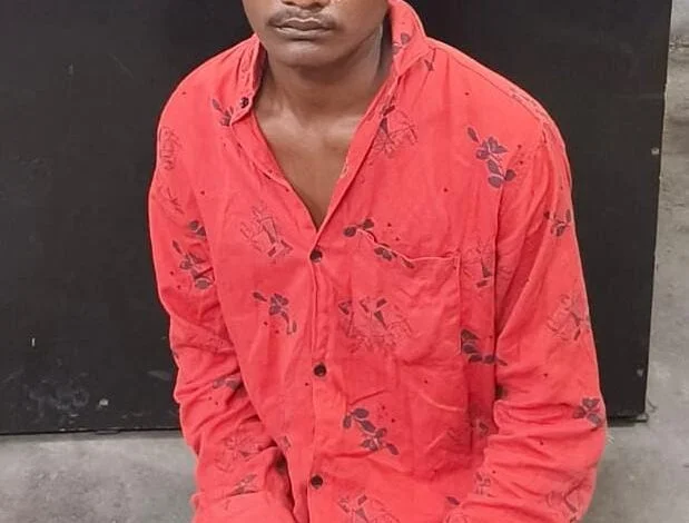 Raigarh News: जगतपुर में घर में घुसकर मारपीट करने वाले बदमाश पर कोतवाली पुलिस की त्वरित कार्रवाई