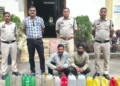 Raigarh News : रायगढ़ जिले में “ऑपरेशन आघात” के तहत एक ही दिन 919 लीटर अवैध शराब और 2 बाइक जब्त — 36 आरोपी गिरफ्तार