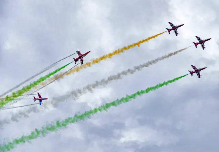 बड़े से बड़े युद्ध के लिए भारत की बड़ी तैयारी, रक्षा क्षमता बढ़ाने के लिए 2.38 लाख करोड़ रुपये के प्रस्तावों को मंजूरी