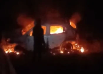 मध्य प्रदेश: सागर में चलती कार में लगी आग, डॉक्टर की पत्नी की जिंदा जलकर मौत, परिजनों ने जताया हत्या का शक