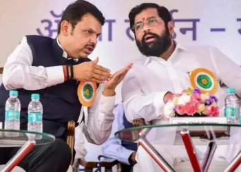 महाराष्ट्र की सियासत में हलचल तेज! शिंदे–फडणवीस ने की देर रात अहम बैठक, इस मुद्दे पर हुई चर्चा