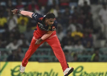 बड़ी खबर! IPL 2026 से बाहर हुए यश दयाल, RCB को लगा एक और बड़ा झटका
