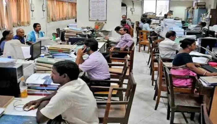Govt Change Office Timing: सरकारी दफ्तरों के समय में बदलाव, अब हरदिन इतने बजे खुलेंगे कार्यालय