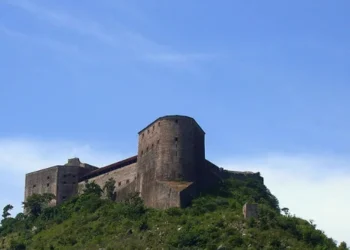 Haiti Stampede Disaster: मातम में बदला जश्न! पर्यटकों के बीच मची भीषण भगदड़ से 30 लोगों की दर्दनाक मौत