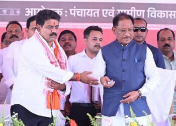 ग्रामीण विकास को नई रफ्तार: 2426 किमी सड़क निर्माण का मुख्यमंत्री श्री विष्णु देव साय ने किया शिलान्यास