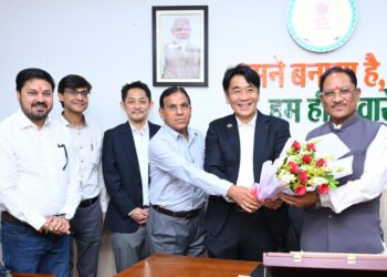 मुख्यमंत्री श्री विष्णु देव साय से जापान के प्रतिनिधिमंडल की सौजन्य मुलाकात: निवेश, तकनीकी सहयोग और औद्योगिक विस्तार को लेकर हुई विस्तृत चर्चा