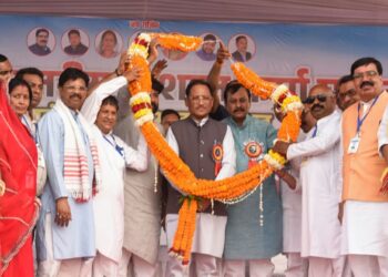 छत्तीसगढ़ में सामूहिक विवाह बना सामाजिक एकता का उत्सव, मुख्यमंत्री ने 13 नवदंपतियों को दिया आशीर्वाद