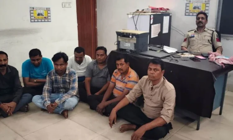 Raigarh News : “ऑपरेशन अंकुश” में ऑनलाइन सट्टा और जुआ पर बड़ा प्रहार — अलग-अलग कार्रवाई में 9 आरोपी पकड़े गए