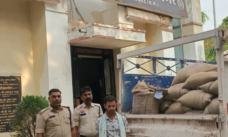 Raigarh News : नाकाबंदी में चक्रधरनगर पुलिस की बड़ी कार्रवाई — 30 क्विंटल चावल पिकअप सहित जब्त