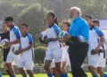 चुनावी प्रचार के बाद फुटबॉलर बने PM मोदी, सिक्किम में खिलाड़ियों संग किया गोल