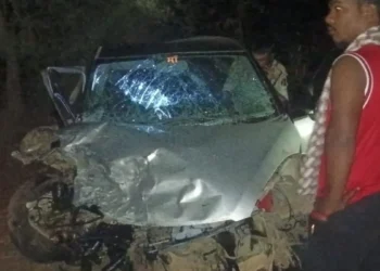 कांकेर में दो स्विफ्ट कार भिड़ीं, 6 लोगों की मौत, 3 की हालत गंभीर