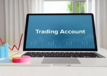 Demat account: Demat अकाउंट में आधार लिंक कैसे करें? यहां एक Click में जानें पूरा प्रोसेस