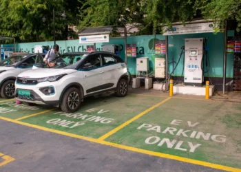 इलेक्ट्रिक गाड़ियों को मिलेगा बड़ा बूस्ट! दिल्ली सरकार ने जारी किया नई EV पॉलिसी का ड्राफ्ट