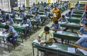 CG Board exam: छत्तीसगढ में 12वीं की हिंदी परीक्षा आज, दो लाख से ज्यादा छात्र होंगे शामिल