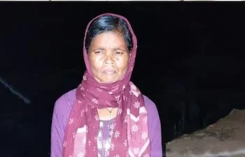 Chhattisgarh Naxalite Surrender: छत्तीसगढ़ में सुरक्षाबलों को मिली बड़ी सफलता, मोस्ट वांटेड नक्सली रूपी के गार्ड ने किया आत्मसमर्पण