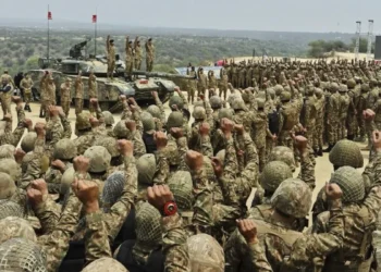 ईरान के साथ डबल गेम खेल रहा है पाकिस्तान? सऊदी अरब में तैनात कर दी अपनी आर्मी