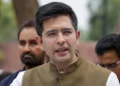 Raghav Chadha News: राघव चड्ढा को AAP ने राज्यसभा में उपनेता के पद से हटाया, सदन में बोलने पर भी लगाया रोक