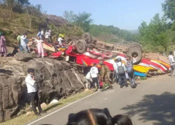 जम्मू कश्मीर: ऊधमपुर के रामनगर इलाके में बस हादसा, 15 लोगों की मौत की खबर