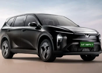 Vinfast ने लॉन्च की 7-सीटर इलेक्ट्रिक कार VF MPV 7, भारतीयों को ध्यान में रखकर पेश किए जाएंगे कई नए मॉडल