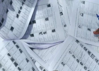 पश्चिम बंगाल की Voter List से 91 लाख मतदाताओं की छंटनी, EC ने पहली बार जिलेवार लिस्ट जारी की