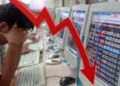 Stock Market Today: लाला निशान के साथ खुले शेयर बाजार, शुरुआती कारोबार में 213 अंक गिरा Sensex