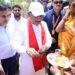 एक ग्रामीण का न्योता, मुख्यमंत्री का अपनापन – प्रधानमंत्री आवास से साकार हुआ सपना, मुख्यमंत्री ने कराया गृह प्रवेश