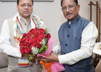 मुख्यमंत्री श्री विष्णुदेव साय ने मध्यप्रदेश के मुख्यमंत्री डॉ. मोहन यादव एवं उत्तराखंड के मुख्यमंत्री श्री पुष्कर सिंह धामी का किया आत्मीय स्वागत
