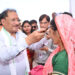 मुख्यमंत्री श्री विष्णु देव साय ने हितग्राहियों को अपने हाथों से पहनाया नजर का चश्मा’