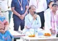 मुख्यमंत्री श्री विष्णु देव साय ने बरगद के पेड़ के नीचे लगाई चौपाल, सुनी ग्रामीणों की समस्याएं’
