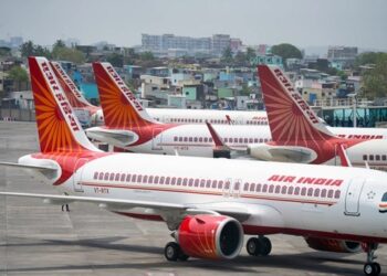बढ़ती लागत का असर: Air India ने रोजाना 100 उड़ानें घटाने का लिया फैसला, जून तक रहेगा लागू