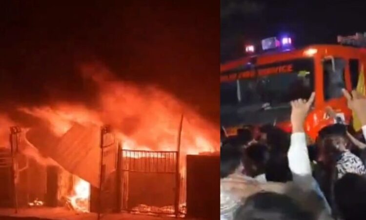 Furniture Market Fire: फर्नीचर मार्केट में भीषण आग से मची अफरा -तफरी, 300 दुकानों के जलने की आशंका, दमकल की गाड़ियों पर पथराव