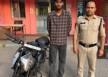 Raigarh News : इंस्टाग्राम पर स्टंटबाजी का वीडियो पोस्ट करना युवक को पड़ा भारी, रायगढ़ पुलिस ने त्वरित कार्रवाई कर ठोका भारी जुर्माना