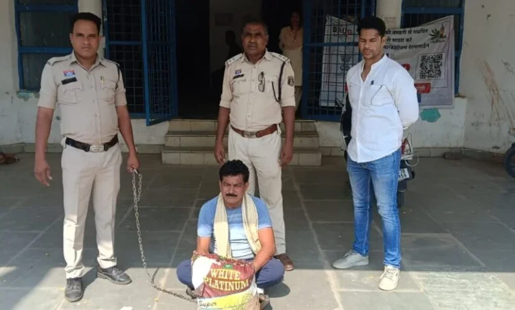 Raigarh News : “ऑपरेशन आघात” में नशे के कारोबार पर रायगढ़ पुलिस का बड़ा प्रहार, पुसौर में गांजा तस्कर और शराब कारोबारी गिरफ्तार