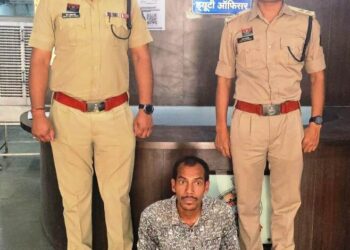 Raigarh News : “नौकरी दिलाने” के नाम पर 3.38 लाख की ठगी, फर्जी नियुक्ति पत्र देकर युवती को बनाया शिकार, रायगढ़ पुलिस ने आरोपी को जशपुर से दबोचा