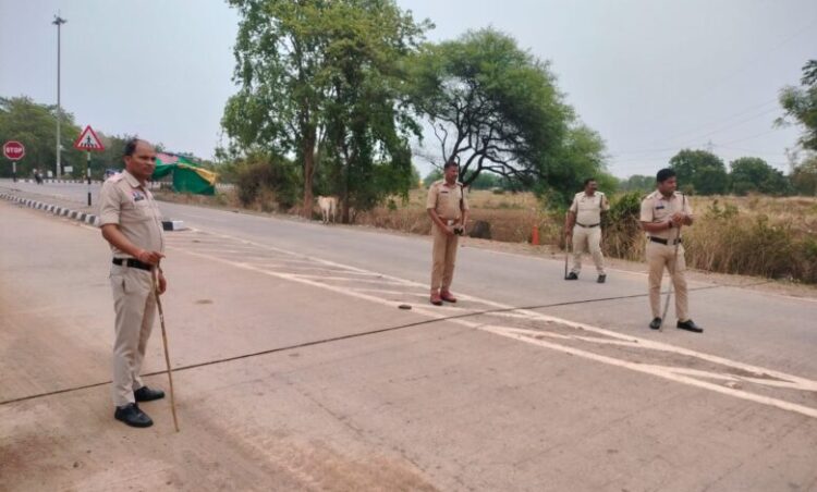 Raigarh News : लूट और चेन स्नैचिंग पर रायगढ़ पुलिस का लाइव एक्शन, तीनों सब-डिवीजन में एक साथ हुई मॉक ड्रिल, वरिष्ठ अधिकारियों ने गोपनीय रूप से परखी जांच व्यवस्था
