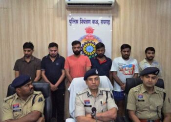 Raigarh News : मध्य भारत के सबसे बड़े ऑनलाइन क्रिकेट सट्टा नेटवर्क पर रायगढ़ पुलिस का प्रहार