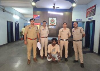Raigarh News:*रायगढ़ पुलिस ने सीतापुर ब्लाइंड मर्डर को सुलझाया — दोस्त ने ही मामूली विवाद में की थी युवक की बेरहमी से हत्या*