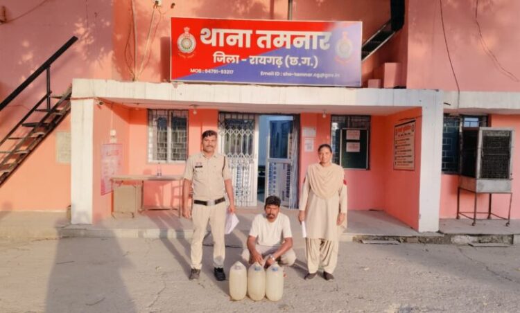 Raigarh News:*“ऑपरेशन आघात” के तहत तमनार और खरसिया पुलिस की अवैध शराब पर कार्रवाई जारी*