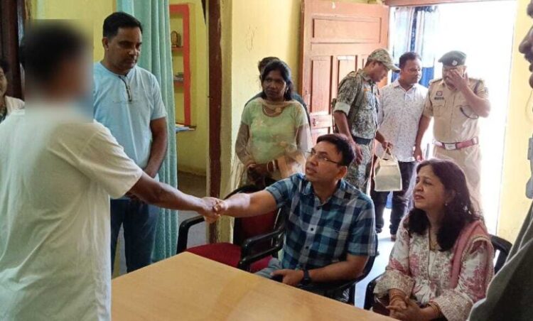 Raigarh News:*संवेदनशील पुलिसिंग की मिसाल : रायगढ़ पुलिस का “ऑपरेशन आघात” के साथ नशा मुक्ति और पुनर्वास पर विशेष फोकस*