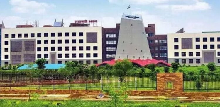 Chhattisgarh top news: छत्तीसगढ़ में बकरीद अवकाश की तारीख में बदलाव, अब इस दिन रहेगी सार्वजनिक छुट्‌टी