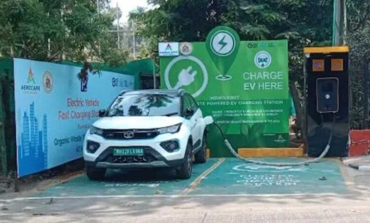 Chhattisgarh news: छत्तीसगढ़ सरकार का बड़ा फैसला, अब कॉलोनियों- हाईवे पर हर 25 KM में EV चार्जिंग स्टेशन जरूरी