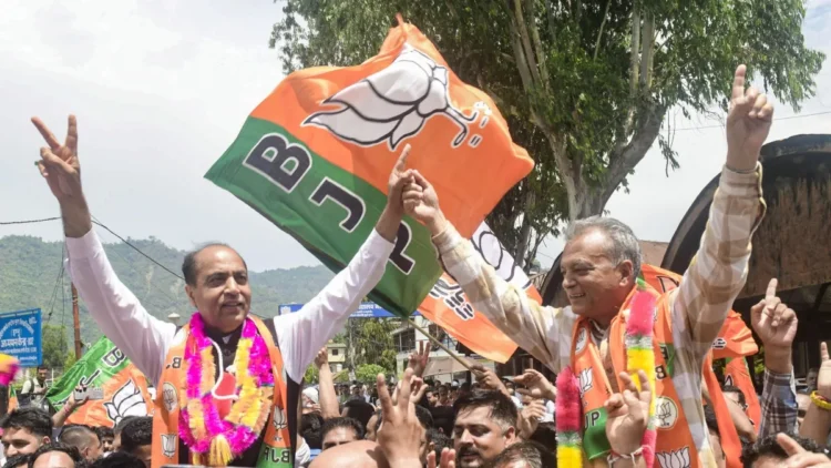 हिमाचल में बीजेपी ने कांग्रेस से छीने दो नगर निगम, विधानसभा चुनाव से पहले मिली अहम जीत
